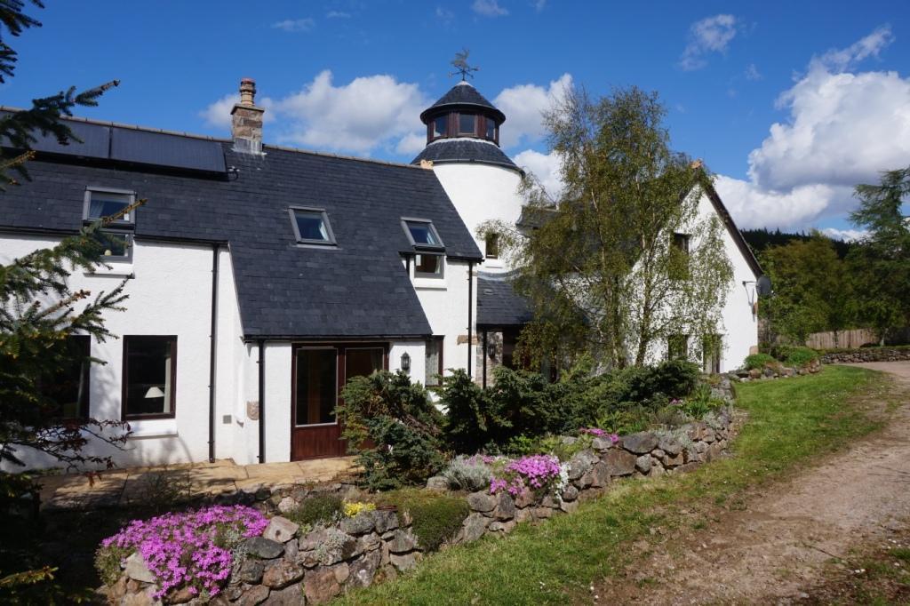 Stronavaich Cairngorm Guest House Tomintoul Exterior photo